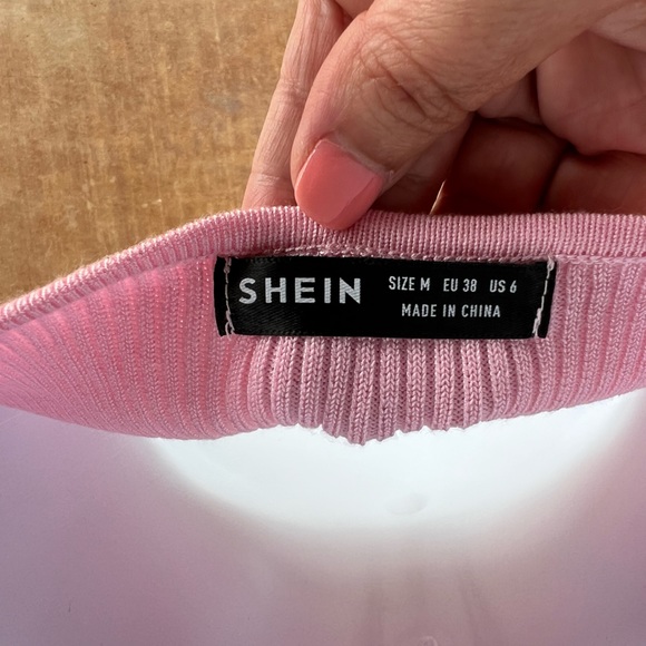 Shein Bundle of crop tops size M - Picture 4 of 8